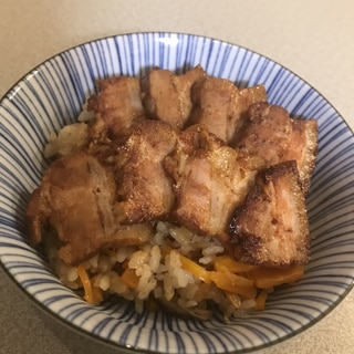 チャーシュー丼醤油味